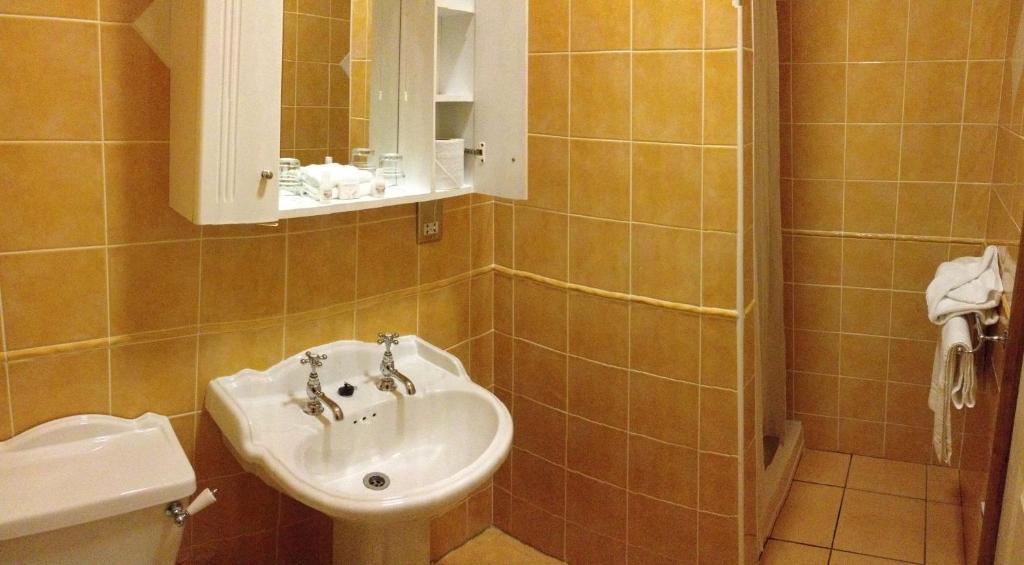 Virginia'S Guesthouse Kenmare Chambre photo